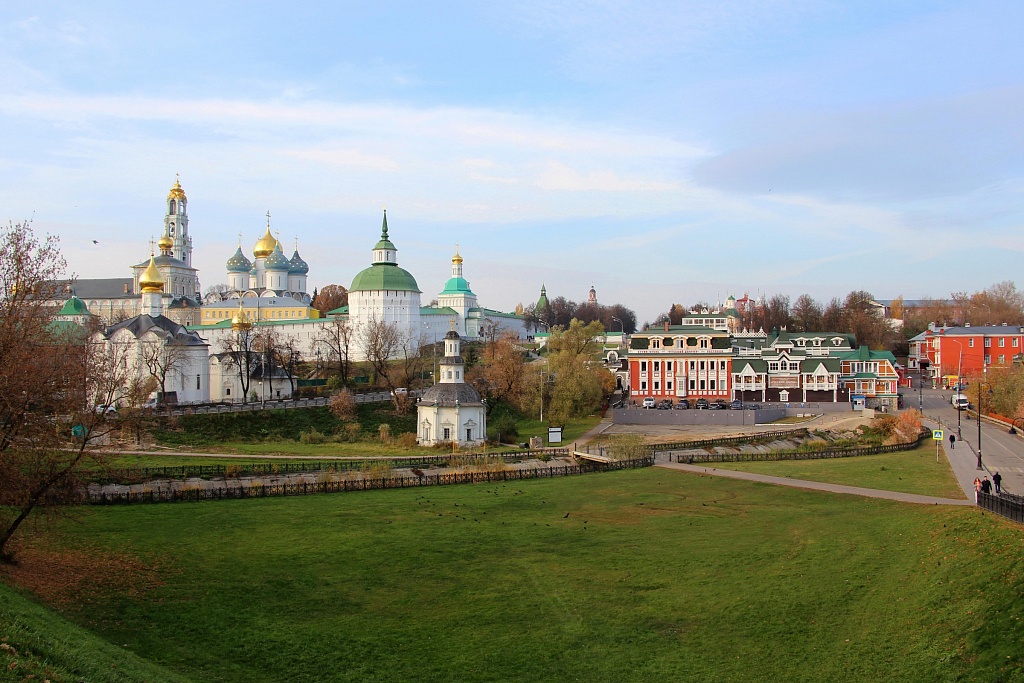 Бесплатная охраняемая парковка